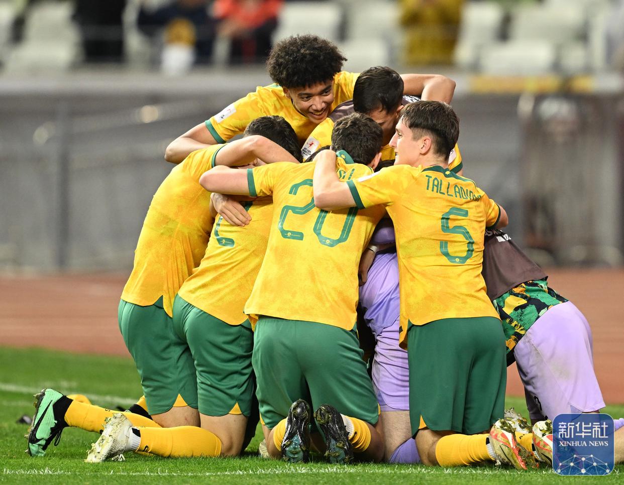 九游游戏中心-纳达尔重要时刻晋级下一阶段，澳大利亚队带队取胜！(纳达尔2021澳网比赛时间)