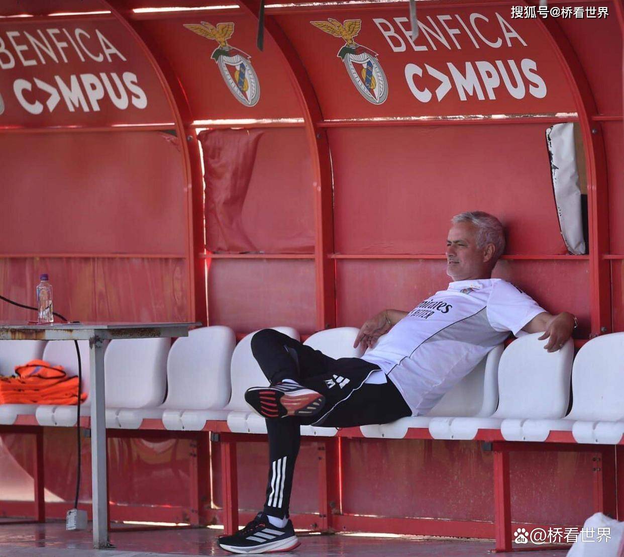 彩虹楼隐藏关卡怎么秒进