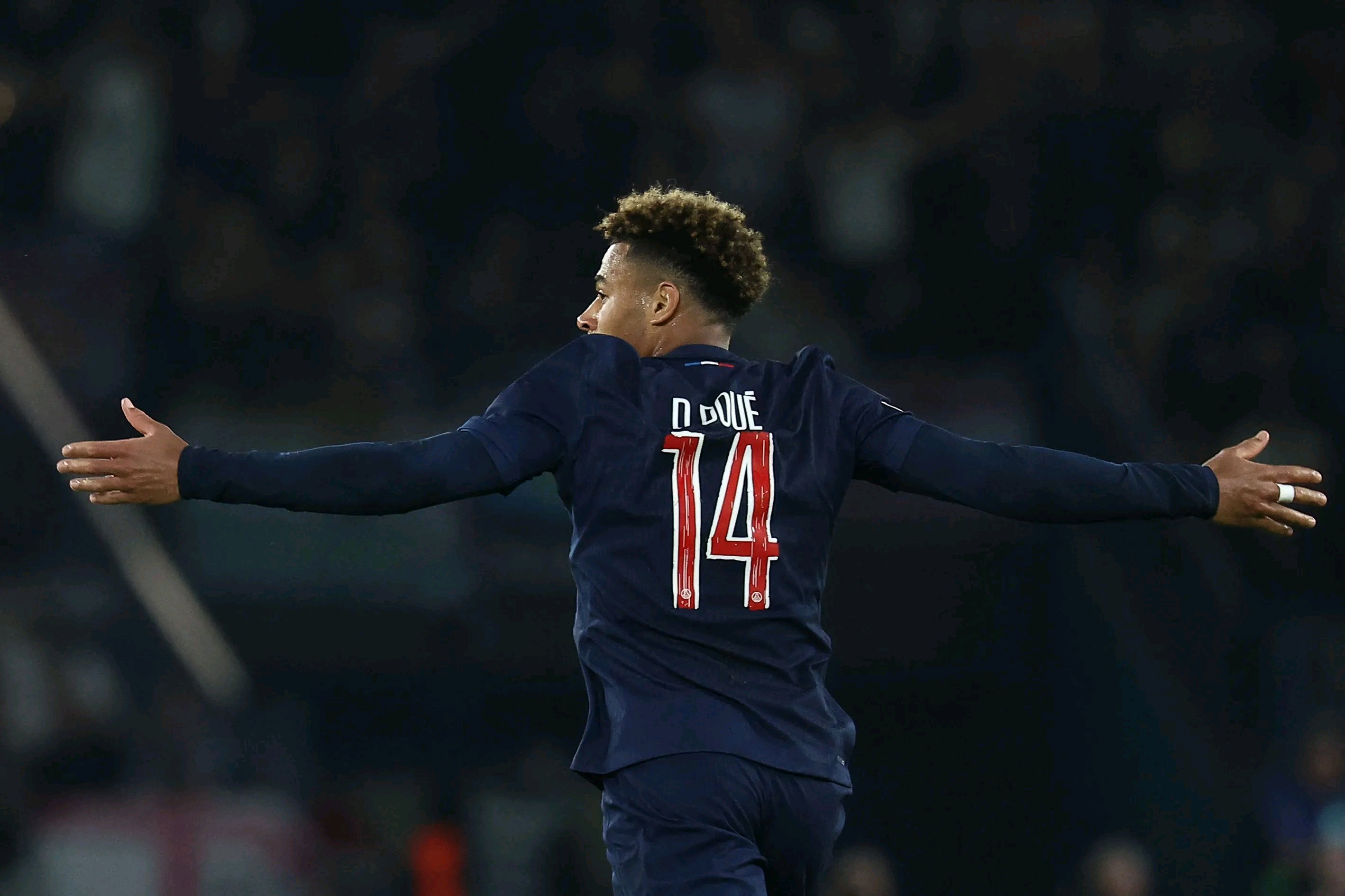 九游游戏中心-包含转折点！皇家马德里遗憾出局；西甲今晚攻防权衡；管理层满意；球探报告显示潜力的词条