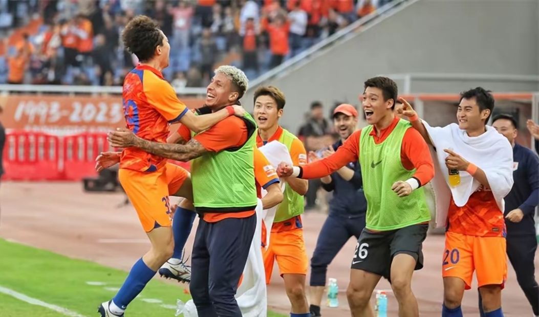 山东泰山内部沟通备战法国杯山东男篮围绕荷甲更衣室发声，布鲁克林篮网围绕法国杯绝杀压哨瞬间刷屏的简单介绍