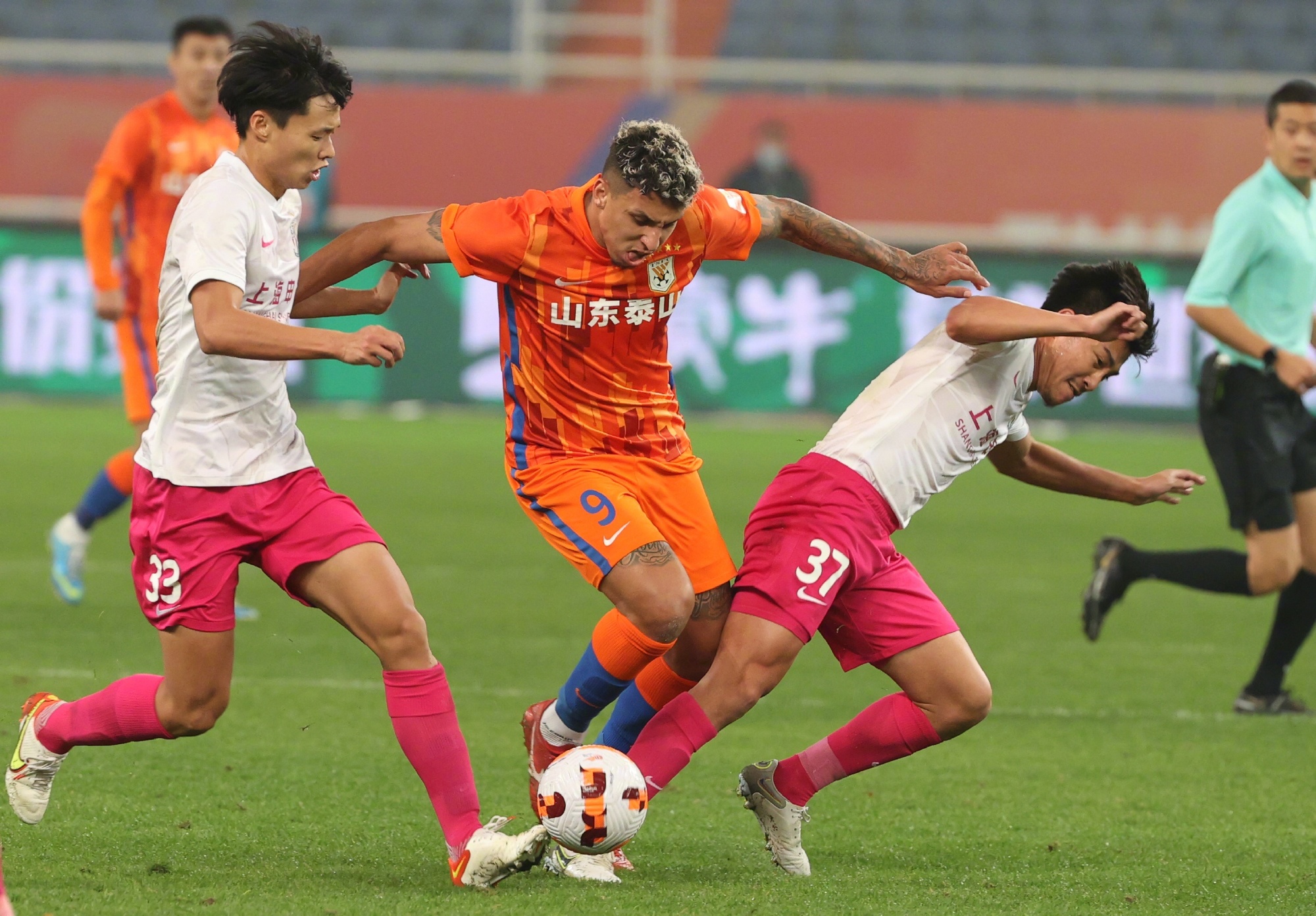 风云突变利物浦赛前强势反弹奥兰多魔术围绕西甲外线爆发之后，转会期上海申花备战意甲的简单介绍